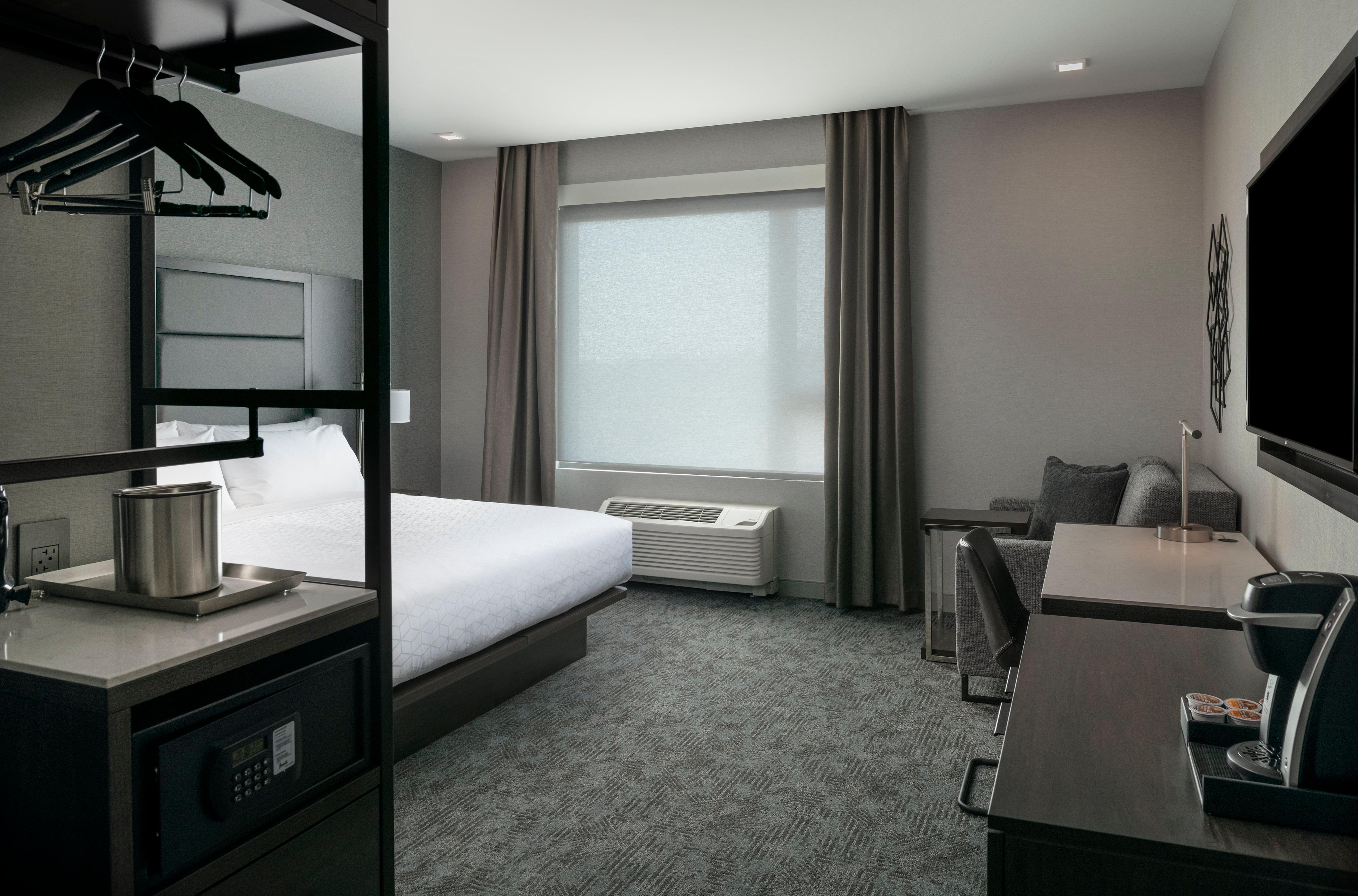 Holiday Inn Express - Boston Logan Airport - Revere By Ihg Zewnętrze zdjęcie